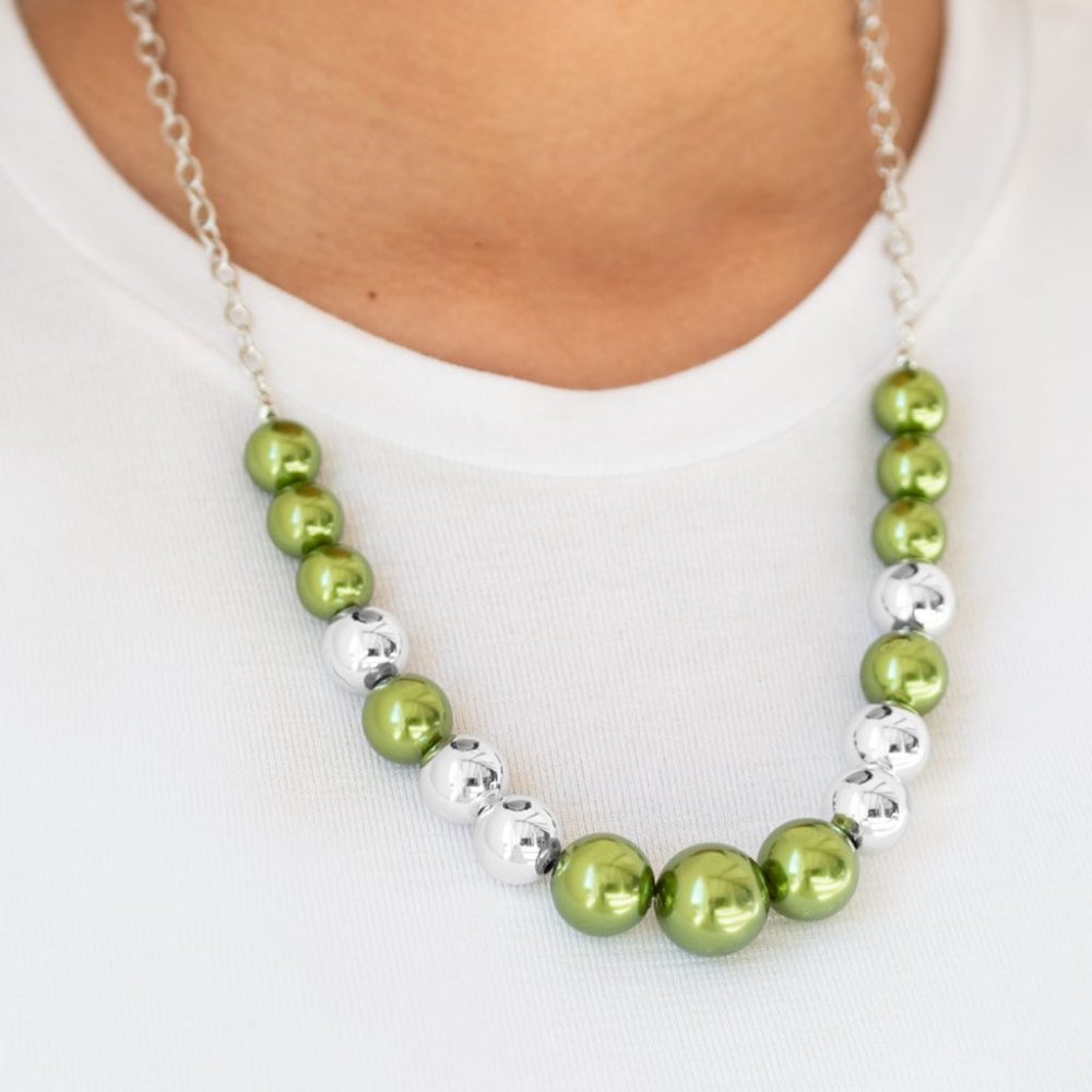 NWT Take Note green and silver pearl necklace set